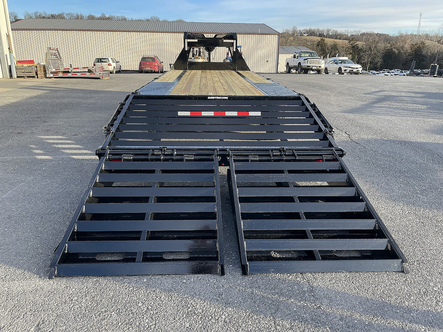 New 2025 SURE-TRAC 20+5 Deckover Gooseneck Equipment Trailer