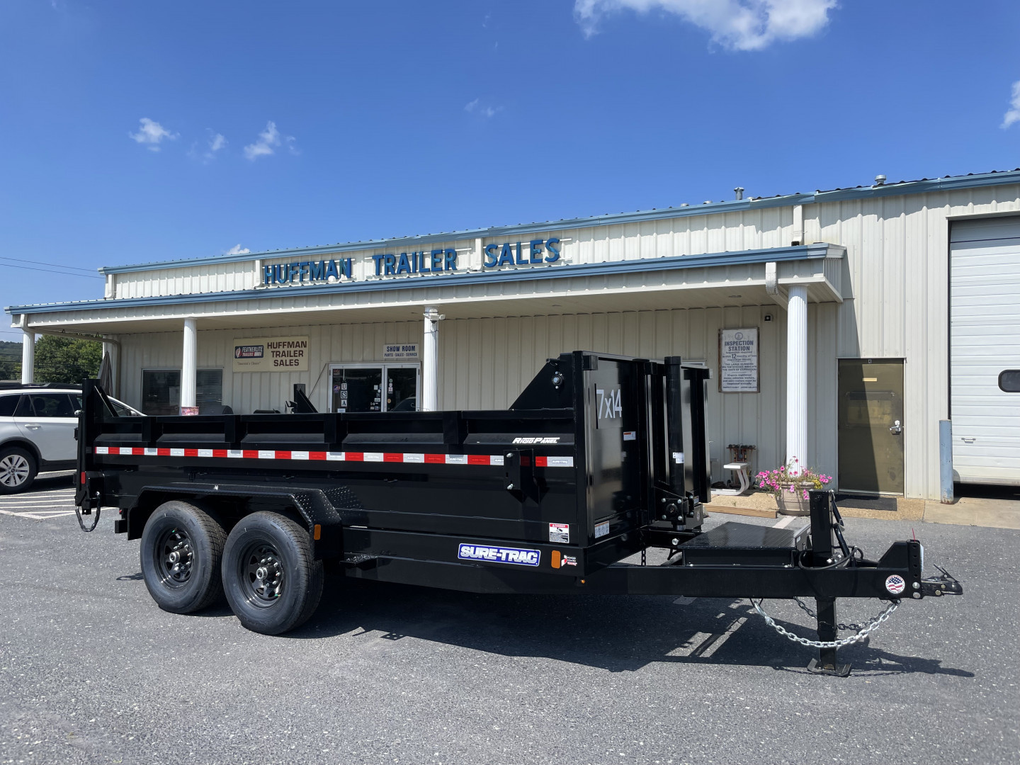 New 2026 Sure-Trac 7x14 Telescopic Dump Trailer MANUFACTURES SAVINGS! $10,795 WHILE SUPPLIES LAST!