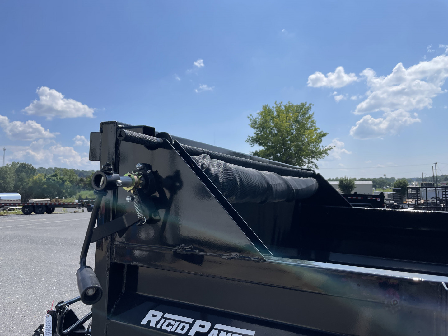 New 2026 Sure-Trac 7x14 Telescopic Dump Trailer MANUFACTURES SAVINGS! $10,795 WHILE SUPPLIES LAST!