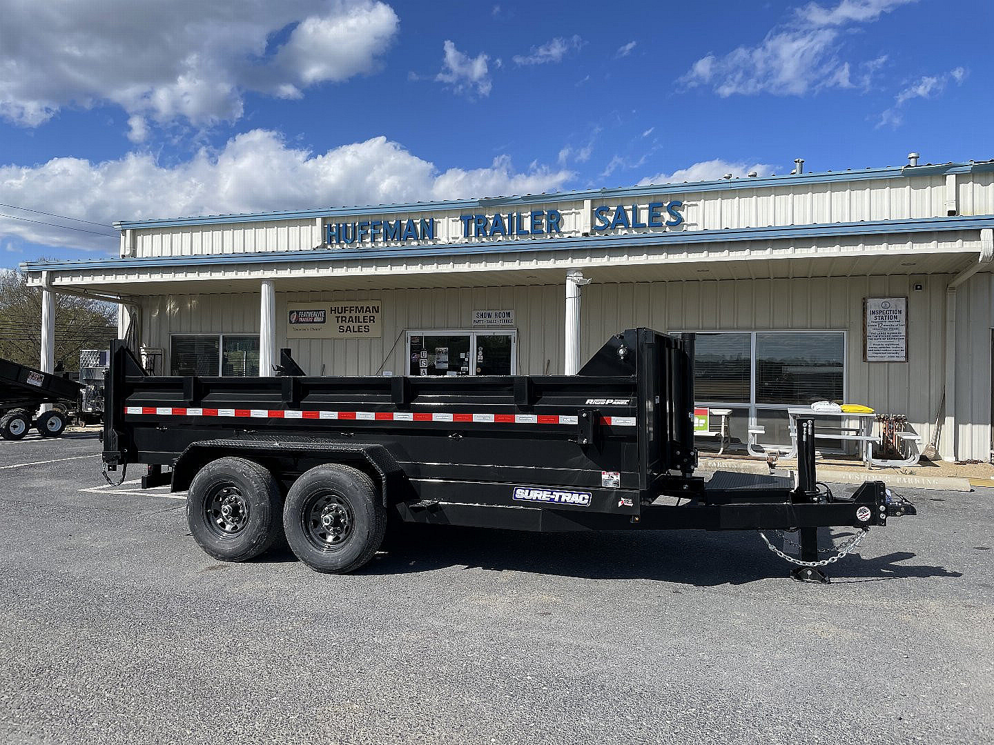 New 2025 Sure-Trac 7X14 Dump Trailer with Hydraulic Jack