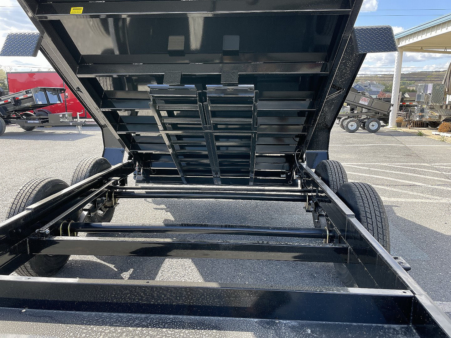 New 2025 Sure-Trac 7X14 Dump Trailer with Hydraulic Jack