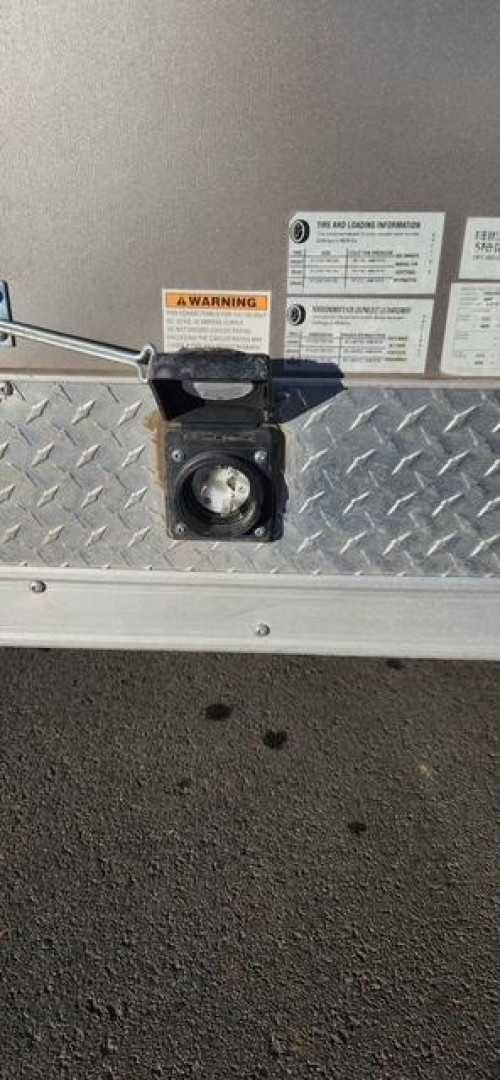New 2022 Continental Cargo SK8524TA2  Snowmobile Trailer