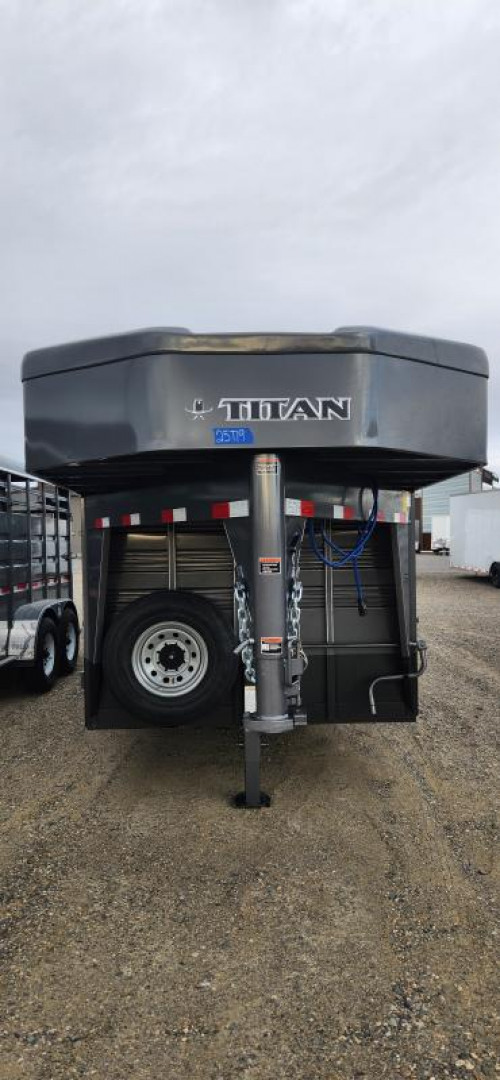 New 2025 Titan Trailer 24' GN STOCK