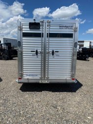 New 2023 Frontier Trailers GN 3H SLANT Horse Trailer