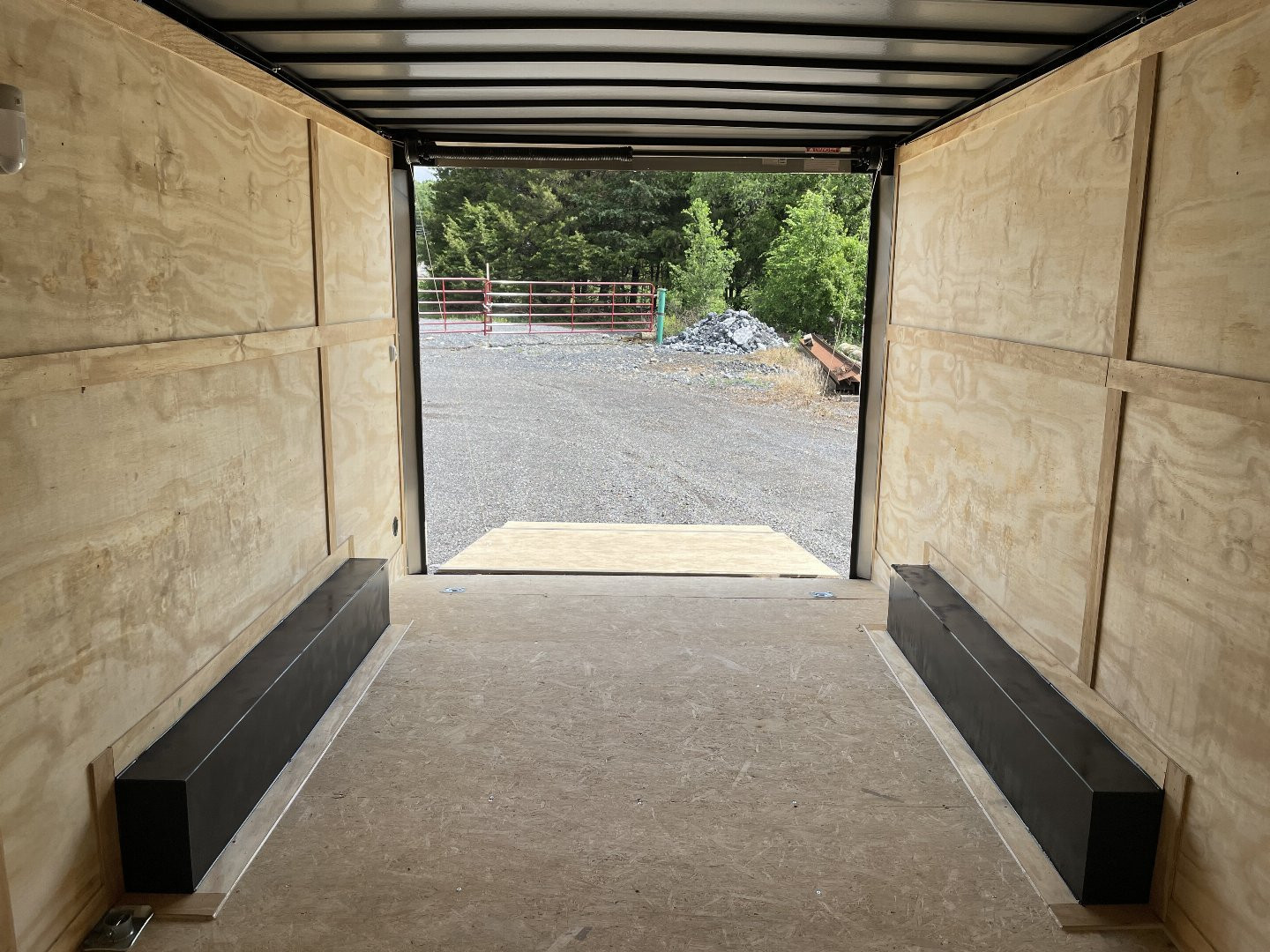 New 2025 Spartan 8'6"X16'X7' Enclosed Trailer
