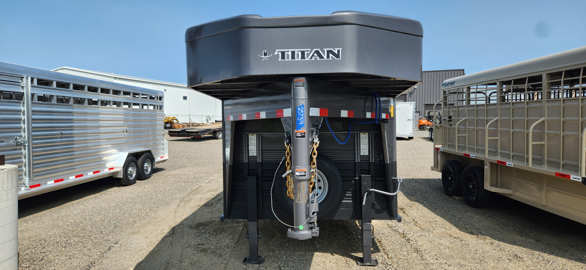 New 2025 Titan Trailer STOCK 30'