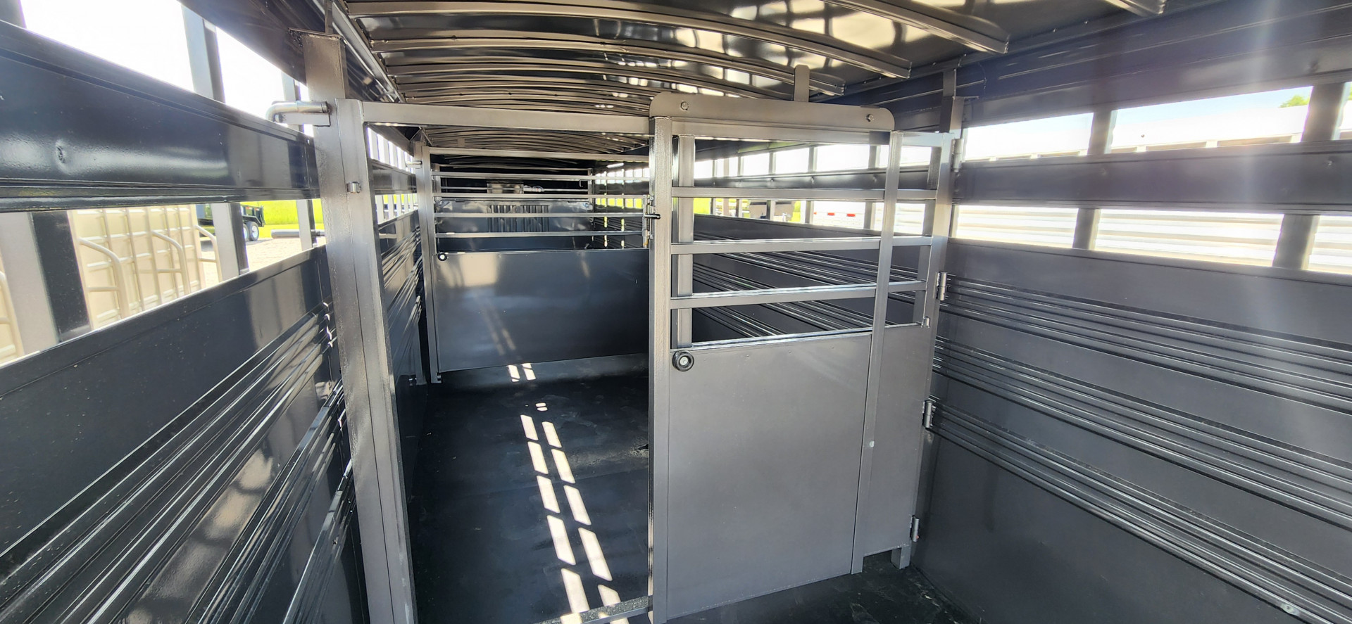 New 2025 Titan Trailer STOCK 30'