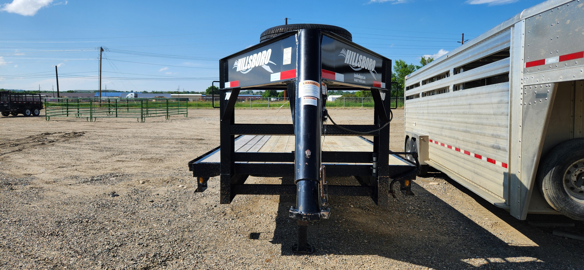 Used 2016 Hillsboro FLAT BED Flatbed Trailer