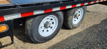 Used 2022 Iron Bull DECKOVER Flatbed Trailer