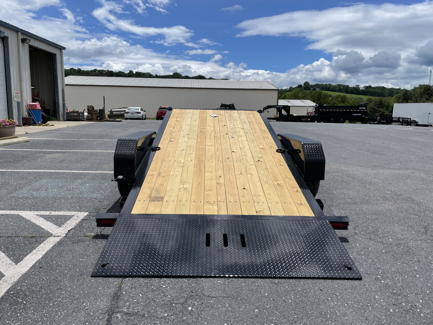 New 2025 Sure-Trac 82"X16+4 Pro Series Tilt Equipment Trailer