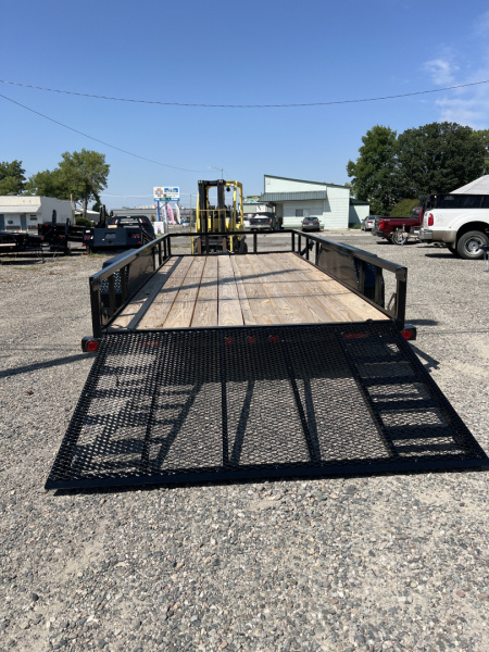 New 2025 Load Trail UT07 83" x 16' Tandem Axle Utility (4" Channel Frame)