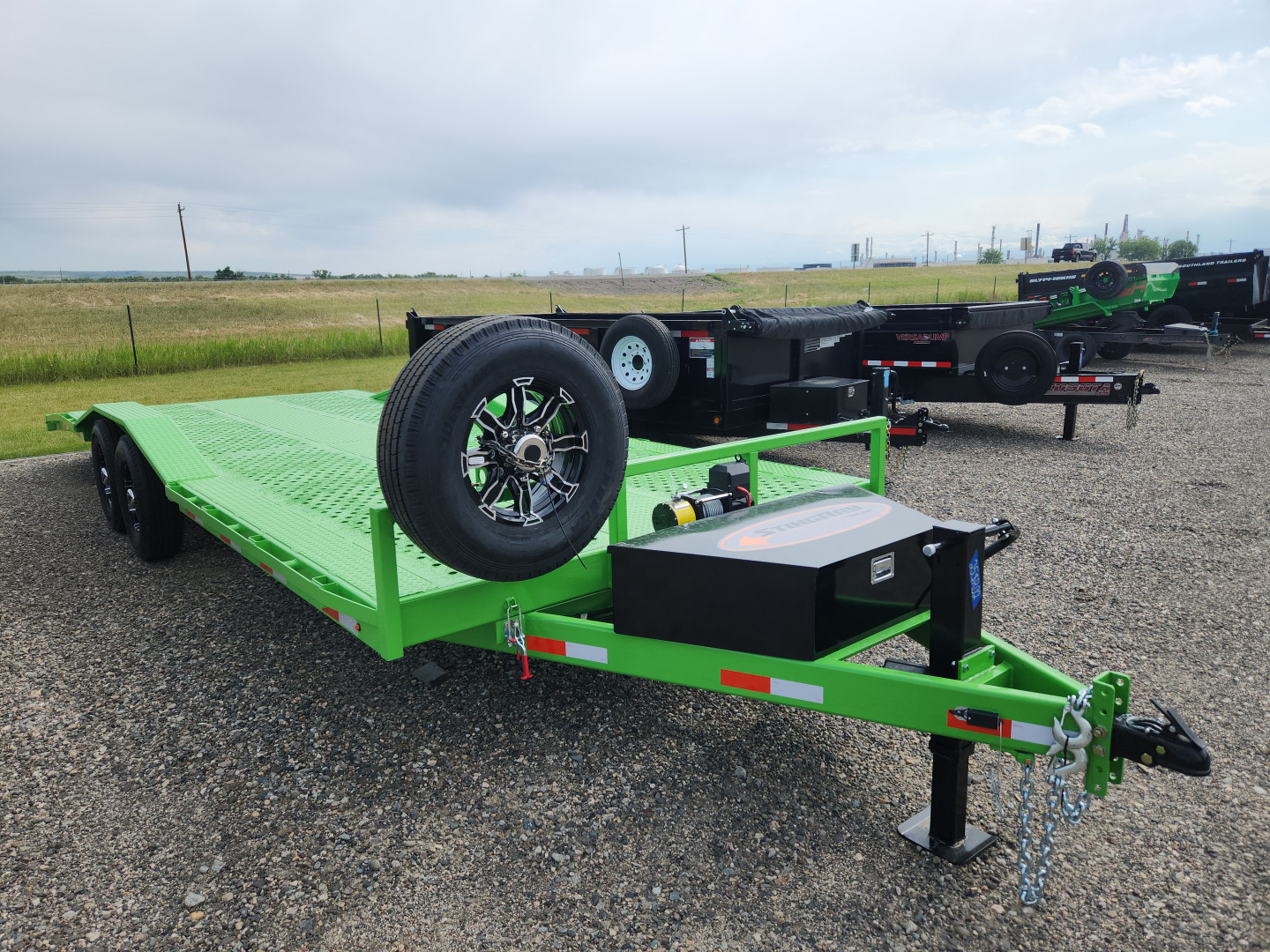 New 2025 24' STING RAY POWER TILT BP Tilt Trailer