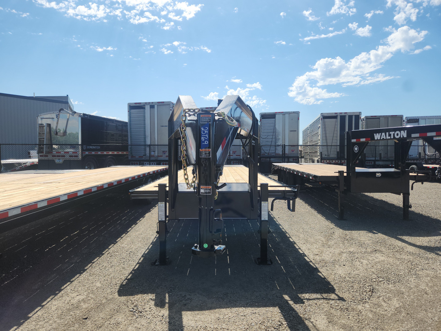 New 2025 Titan Trailer RUFF NECK FLATBED 32'