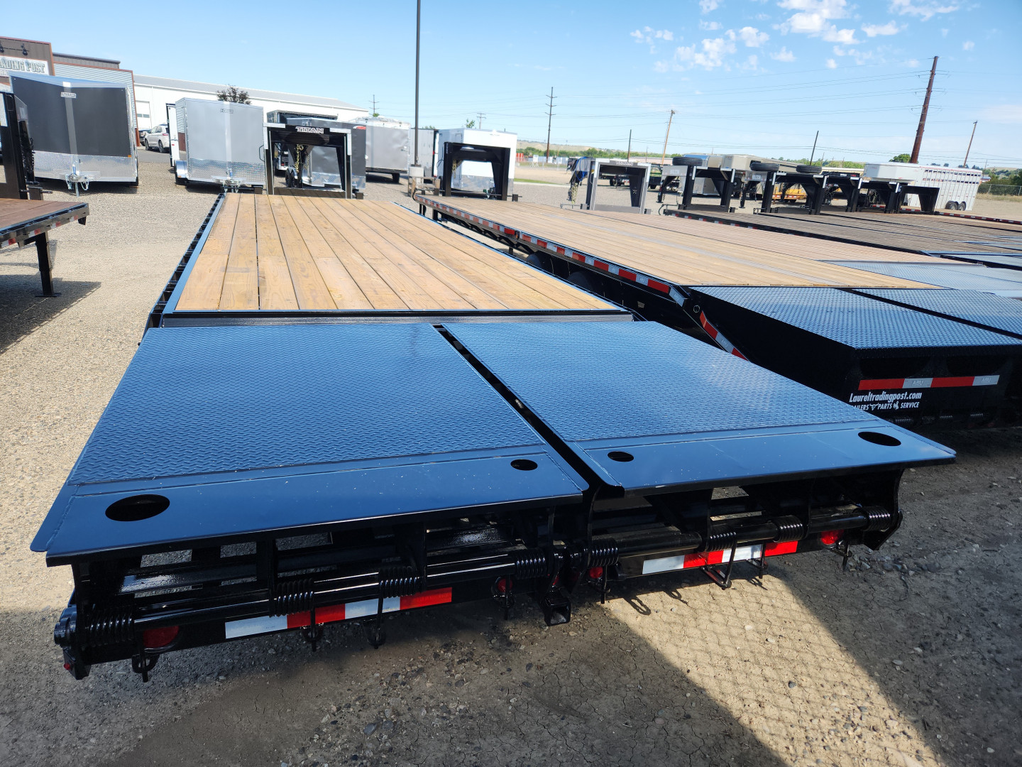 New 2025 Titan Trailer RUFF NECK FLATBED 32'