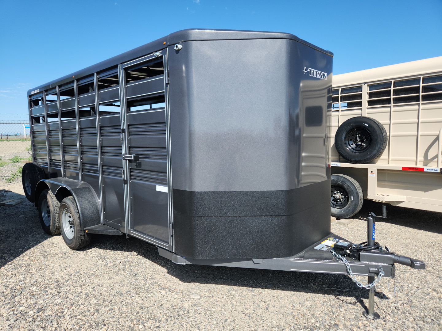 New 2025 Titan Trailer 16' CHALLENGER STOCK
