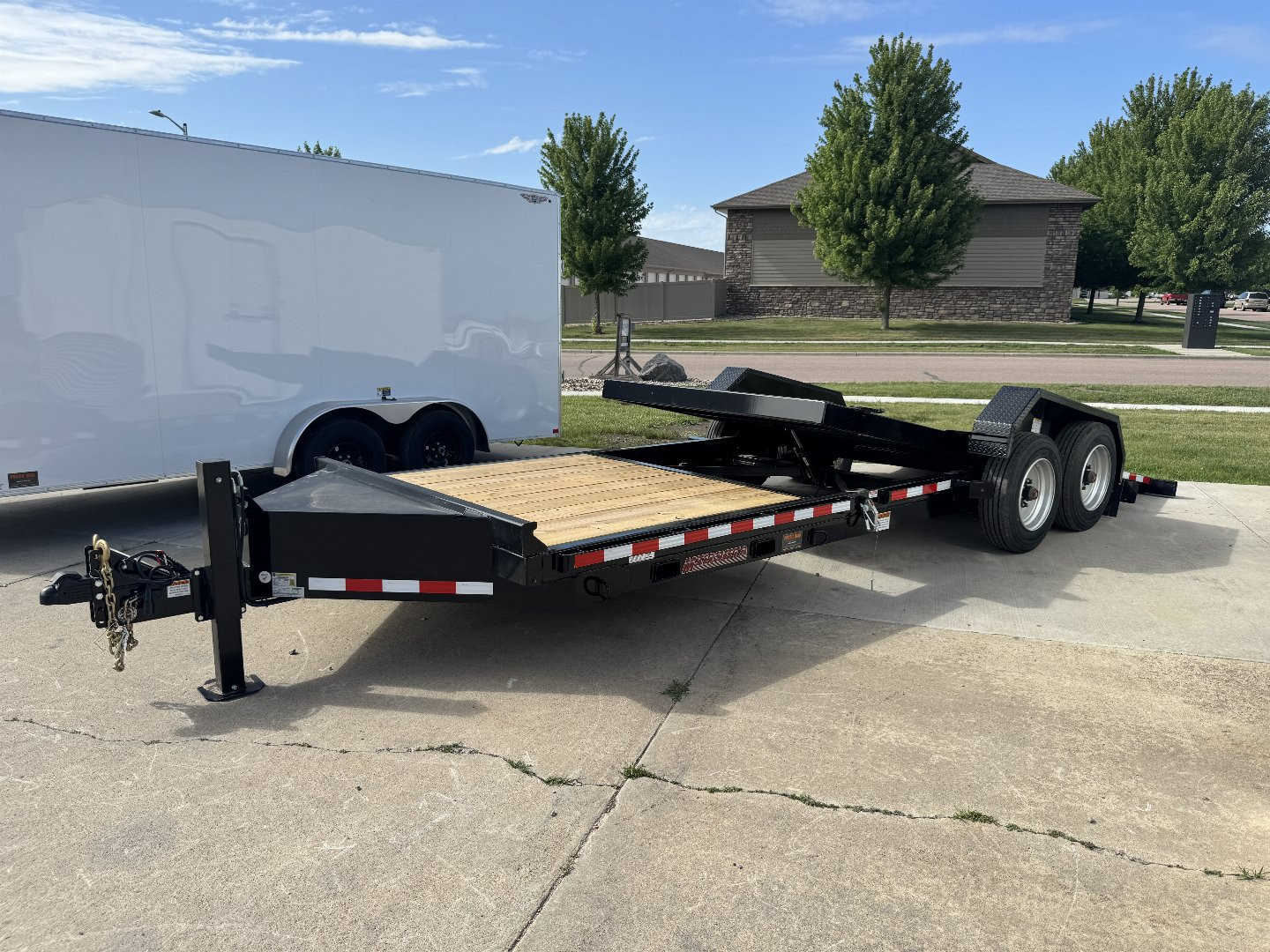 New 2025 Midsota TB-22 17.6K Tilt Trailer