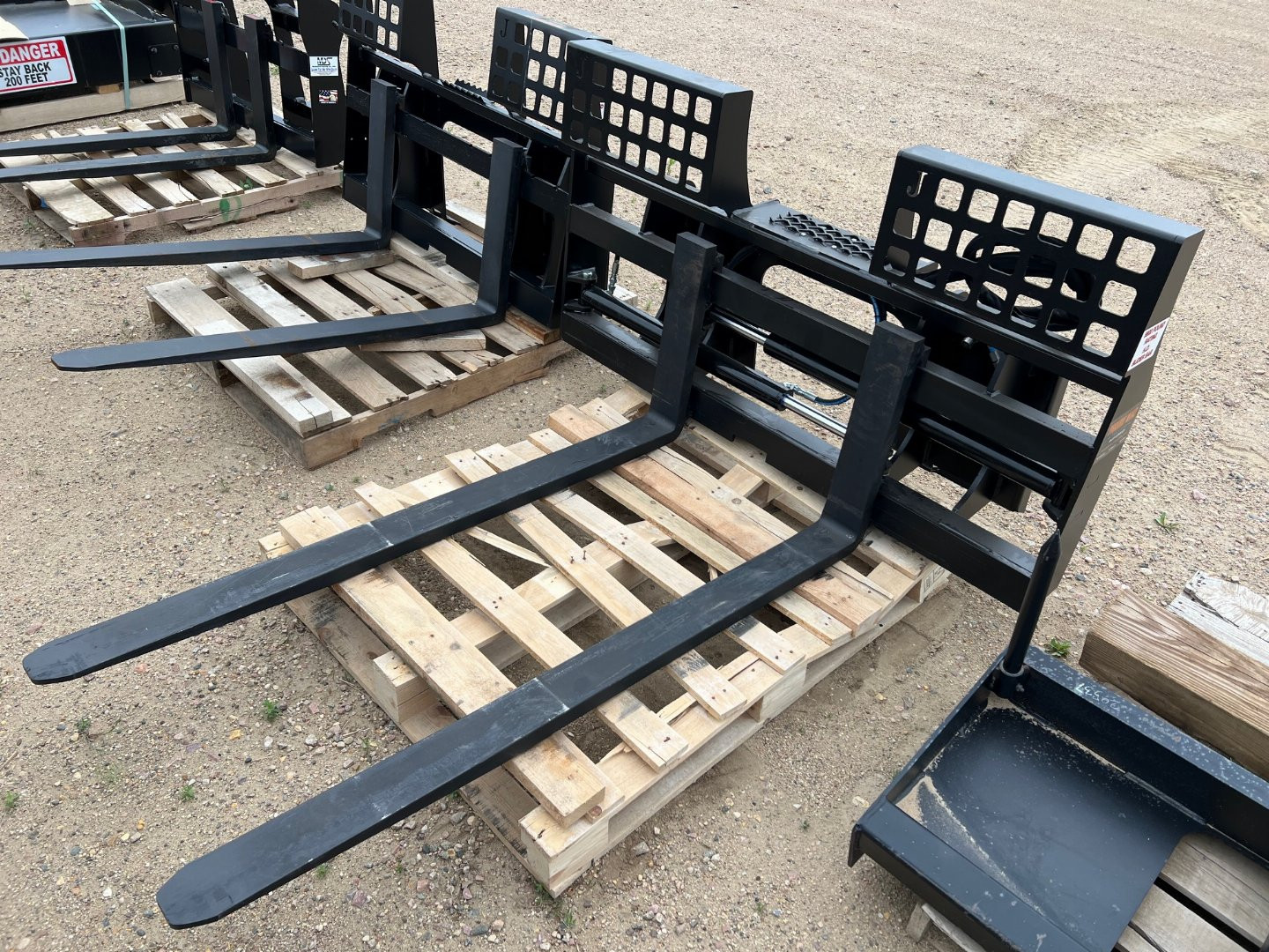New Jenkins Skid Steer Pallet Forks 5x5