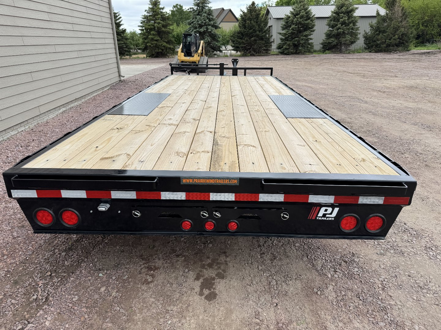 New 2025 PJ Trailers F8-20 14K Deckover Trailer