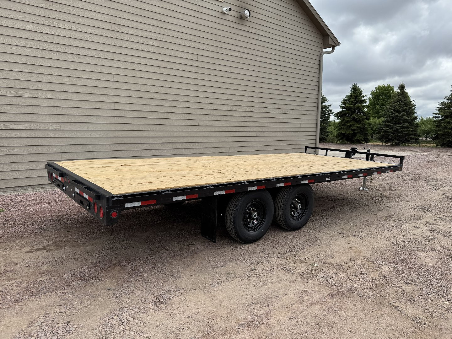 New 2025 PJ Trailers L7-20 14K Deckover Trailer