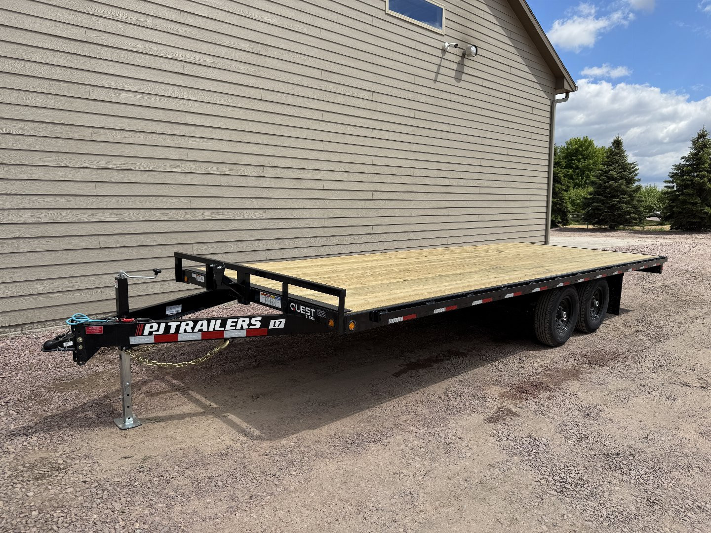 New 2025 PJ Trailers L7-22 14K Deckover Trailer