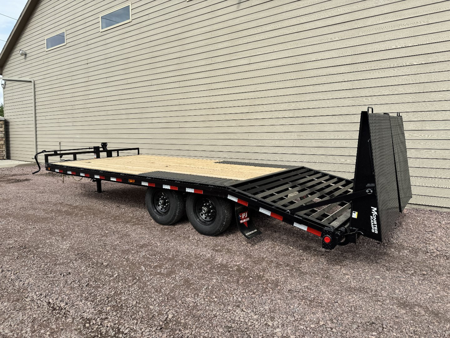 New 2025 PJ Trailers F8-20 14K Deckover Trailer