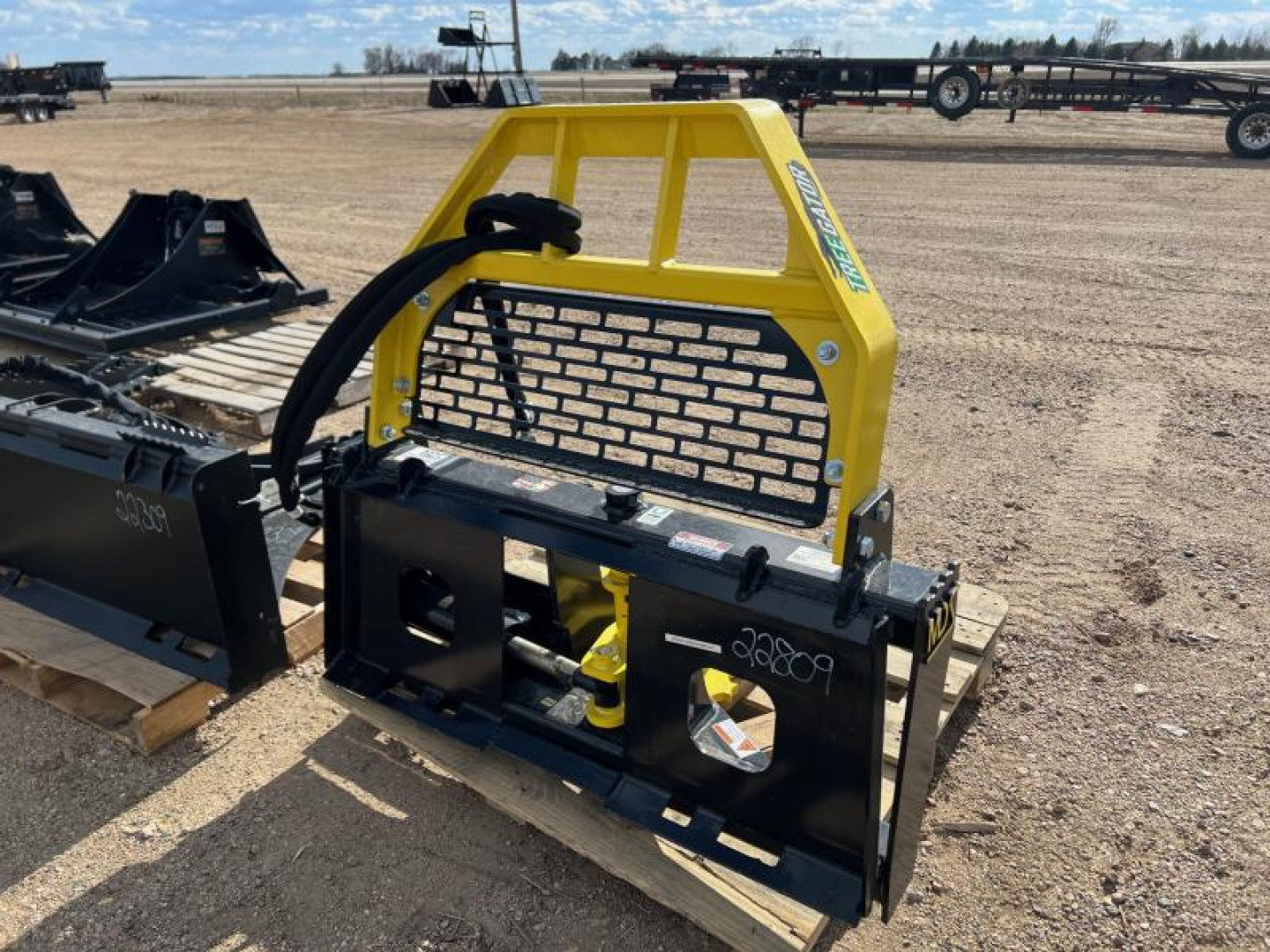 New 2025 MDS Tree Gator Tree/ Post Puller Skid Steer Attachment