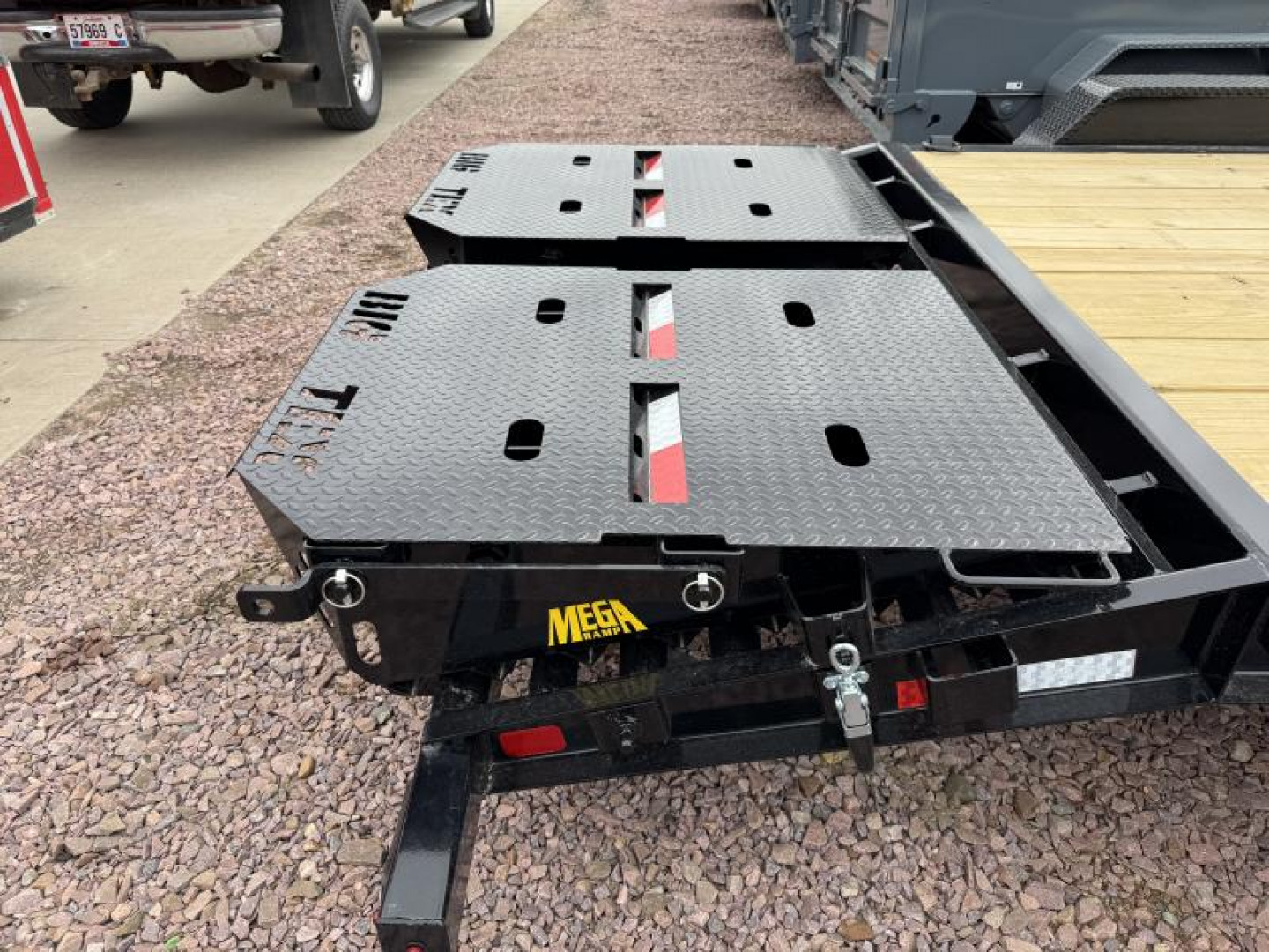 New 2025 Big Tex Trailers 14EH-20D3A Equipment Trailer