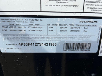 New 2025 PJ Trailers 32 Low Profile LD Tandem Dual Gooseneck Trailer