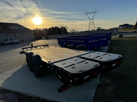 New 2025 PJ Trailers EV (20') Equipment Trailer