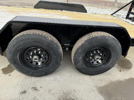 New 2025 PJ Trailers 20' CC Equipment Trailer