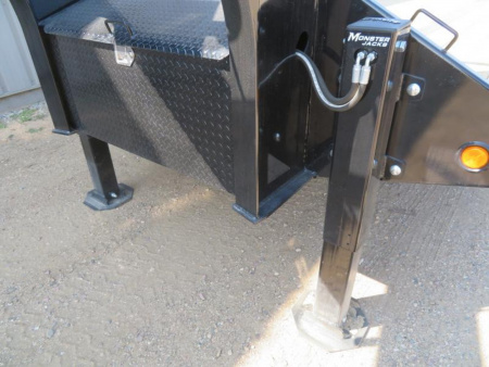 New 2025 PJ Trailers 32 Low Profile LD GN Power Tail Trailer