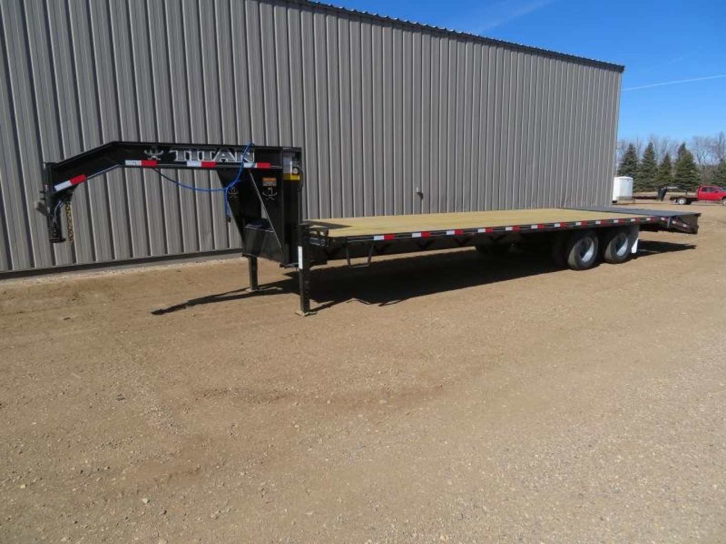 New 2025 Titan Trailer 32' Gooseneck Flatbed Flatbed Trailer