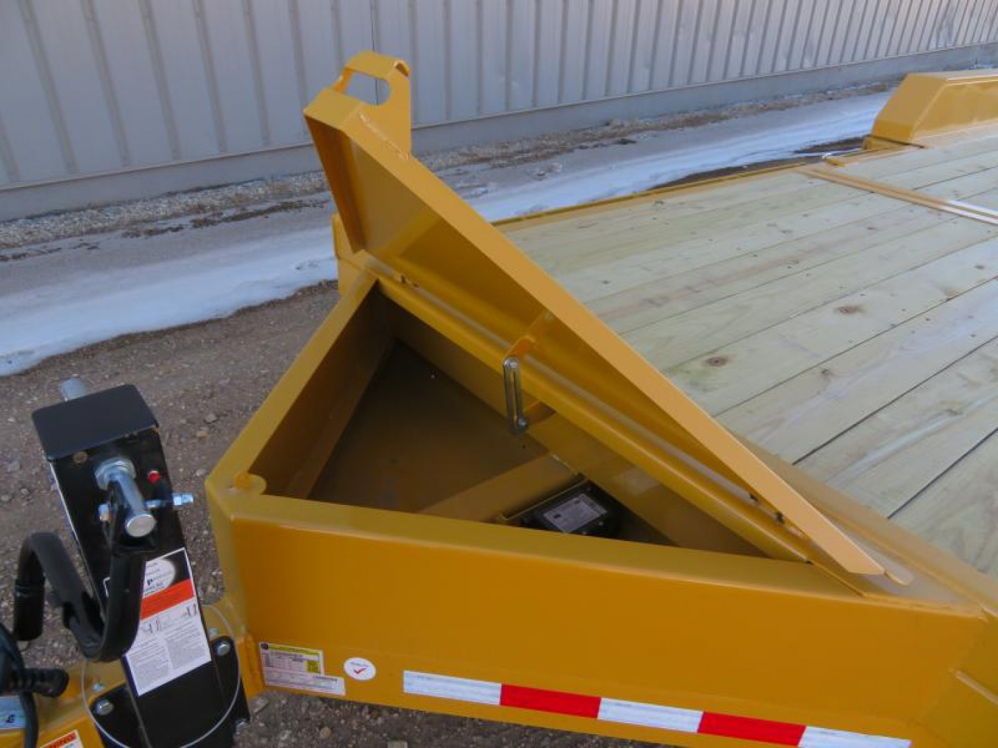 New 2024 Midsota TB-24 17.6k Tilt Trailer