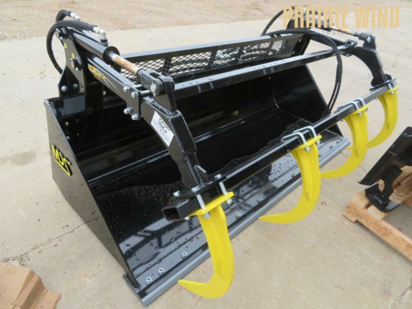 New 2025 MDS 96 HV Grapple Bucket Skid Steer Attachment