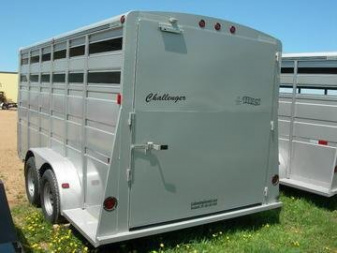 New 2025 Titan 3H BP Horse Trailer