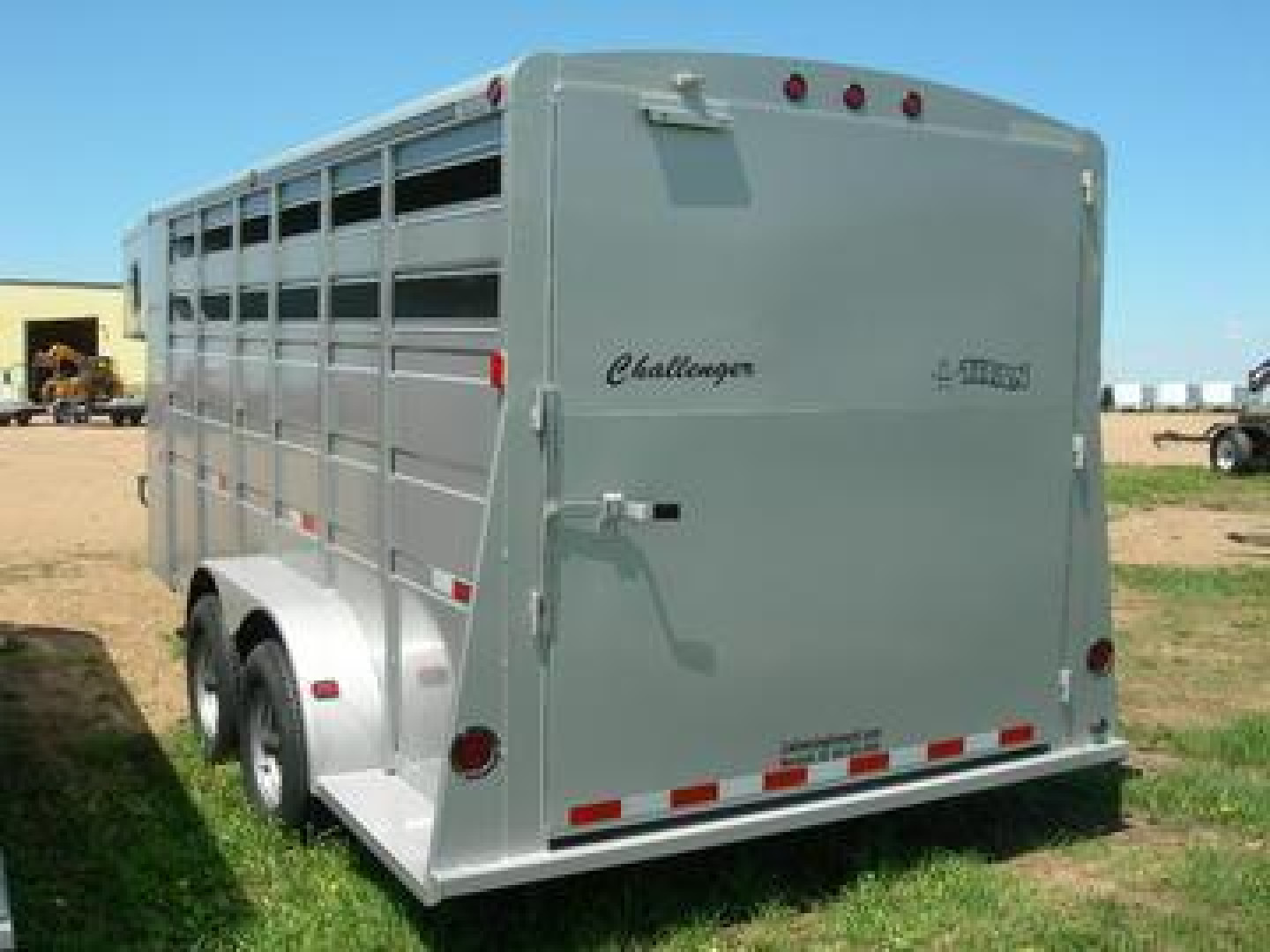 New 2025 Titan 3H GN Horse Trailer