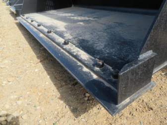 New Jenkins 84 Skid Steer Snow and Material Bucket