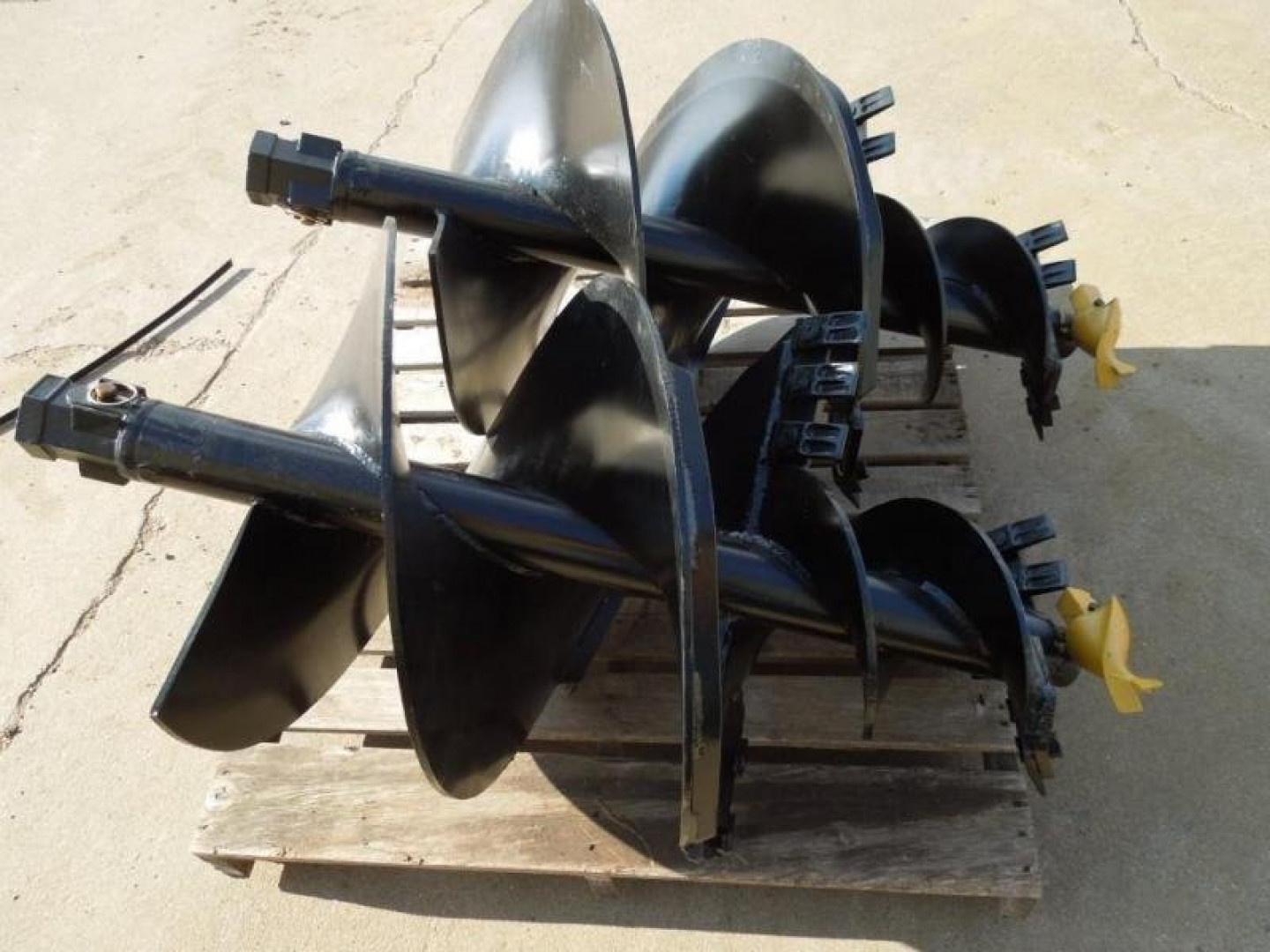 2025 Lowe Post Auger photo 3
