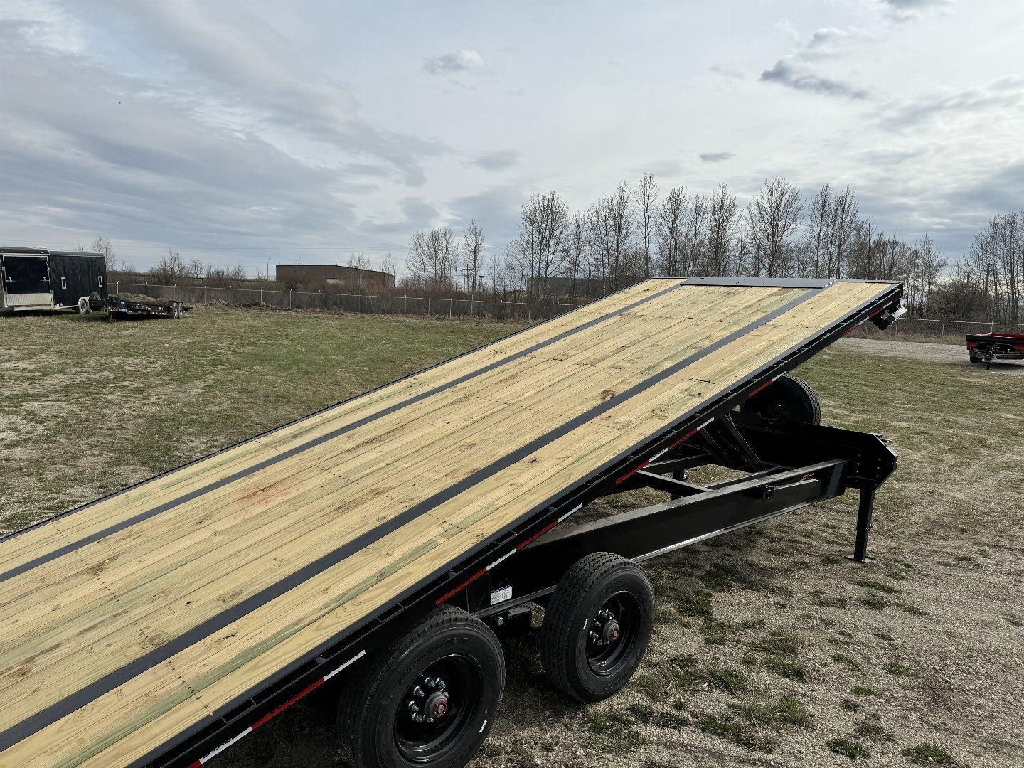New 2025 Horizon Trailers 102''X26' TILTDECK TRAILER 21000 GVWR