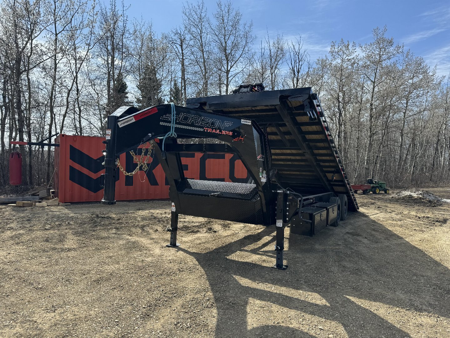 New 2025 Horizon Trailers FFT 102''X28' GOOSENECK FULL TILT 22400GVWR