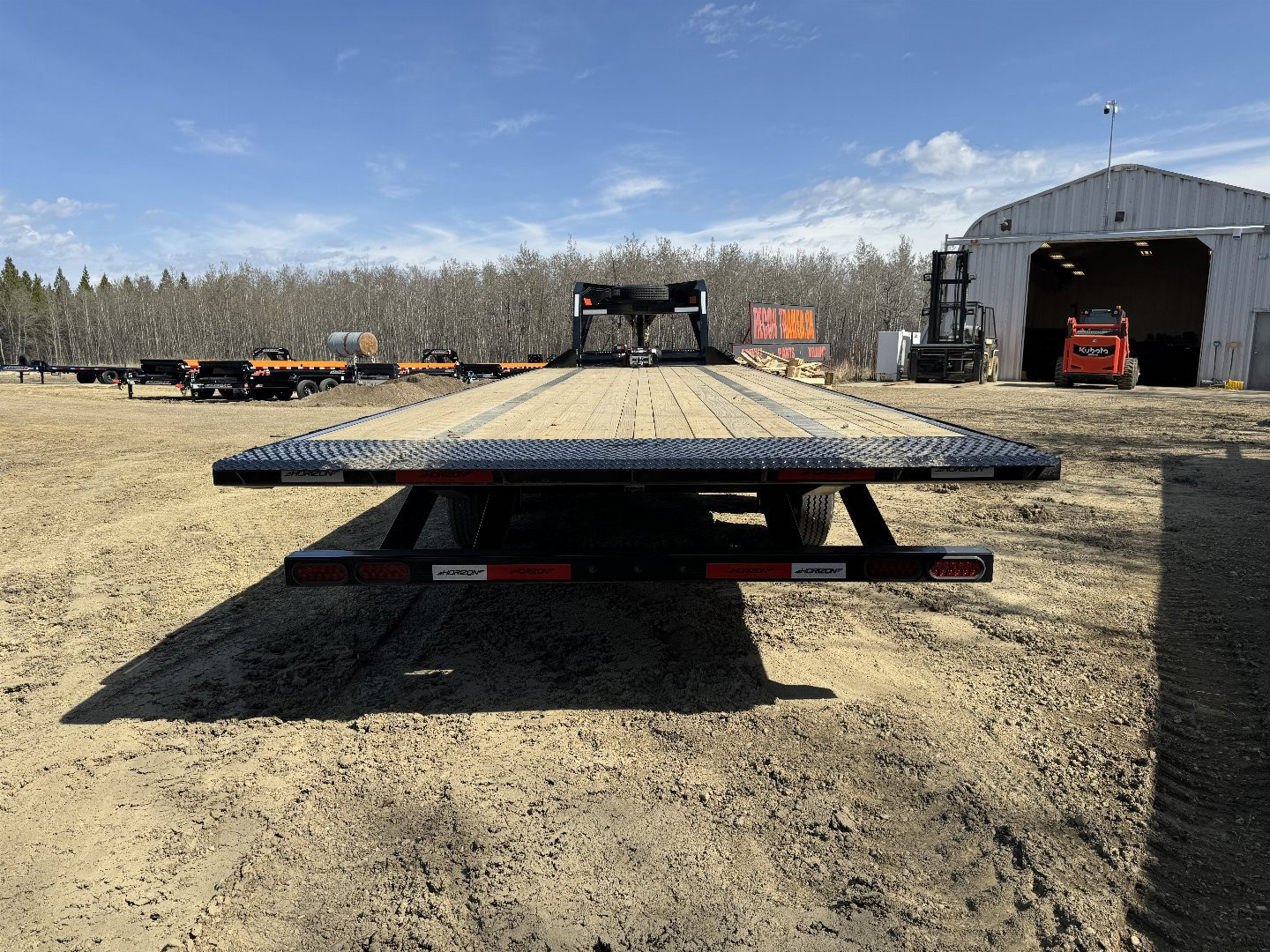New 2025 Horizon Trailers FFT 102''X28' GOOSENECK FULL TILT 22400GVWR