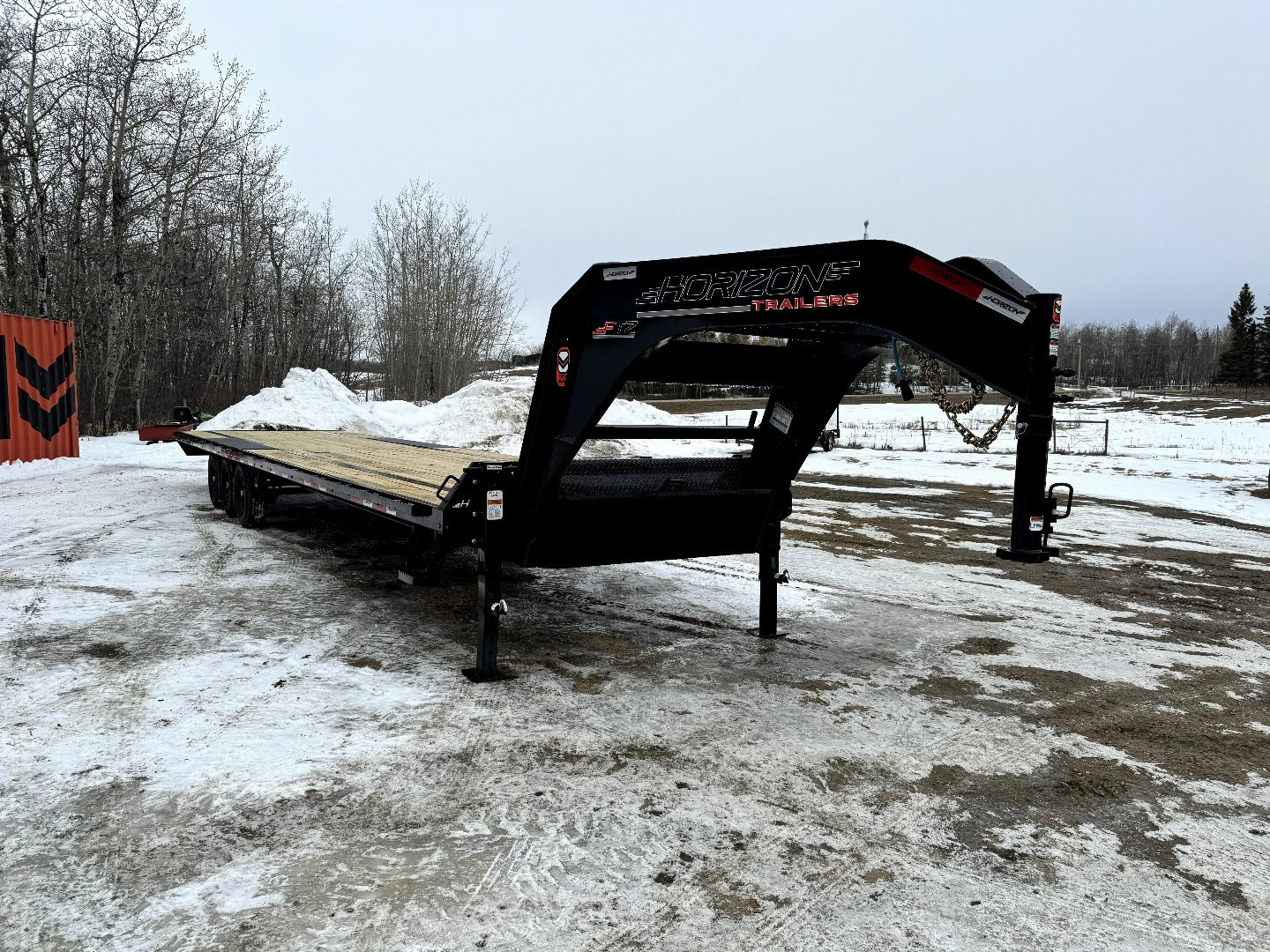 New 2025 HORIZON TRAILERS FTZ 102''X 36' LOW-PRO GOOSE W/Slide in Ramps 25500LB GVW Flatbed Trailer