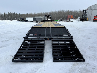 New 2025 HORIZON TRAILERS 102''X 30' LOW-PRO GOOSE W/ MOUNTAIN RAMPS 22400LB GVW
