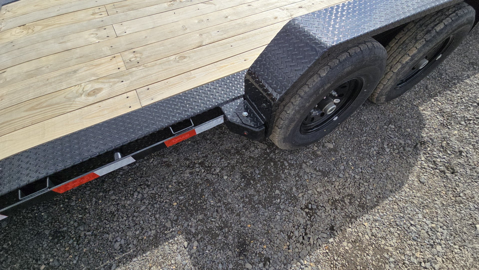 New Delco Tilt Deck Trailer / 14K GVWR / 83"x22'