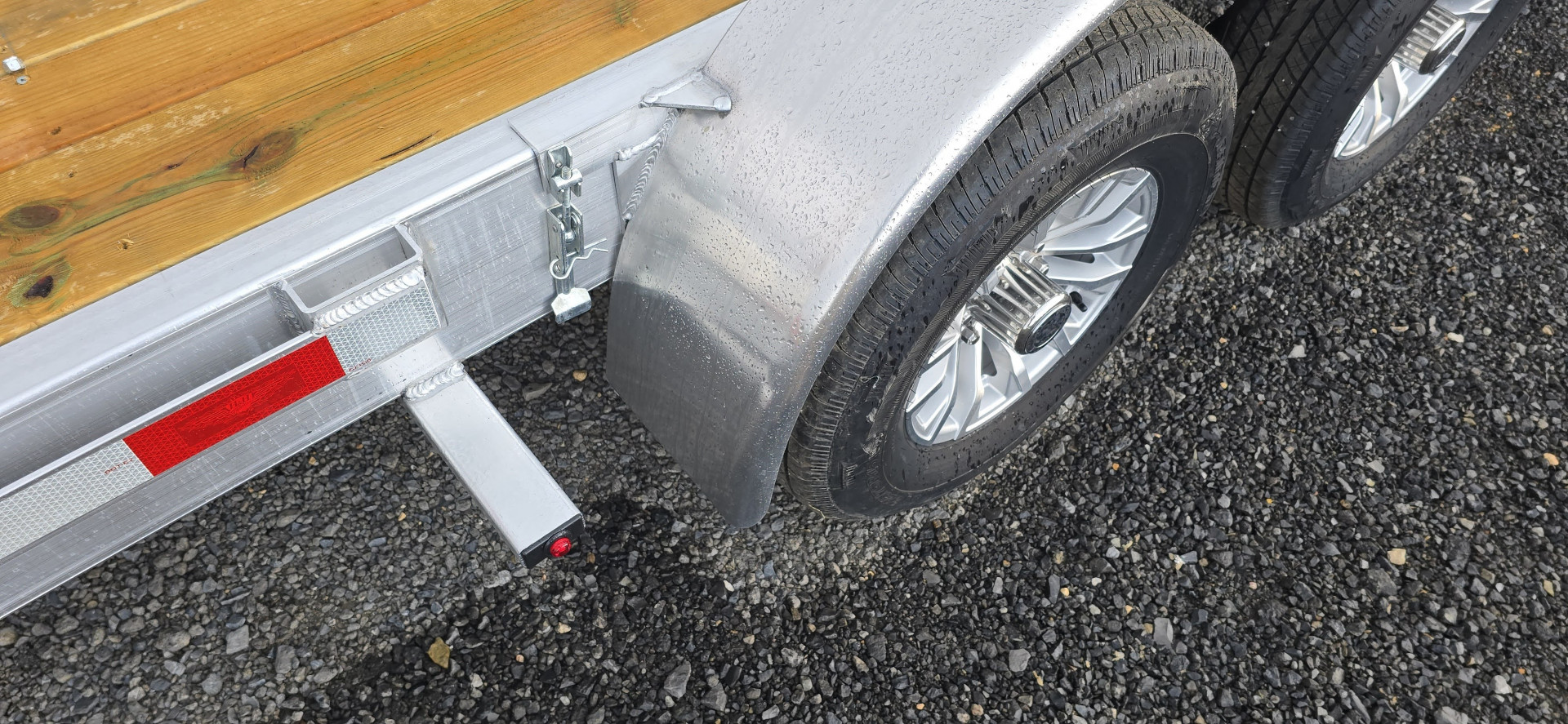 New H&H Aluminum Electric Tilt Speed Loader / 9.9K GVWR / 82"x20"