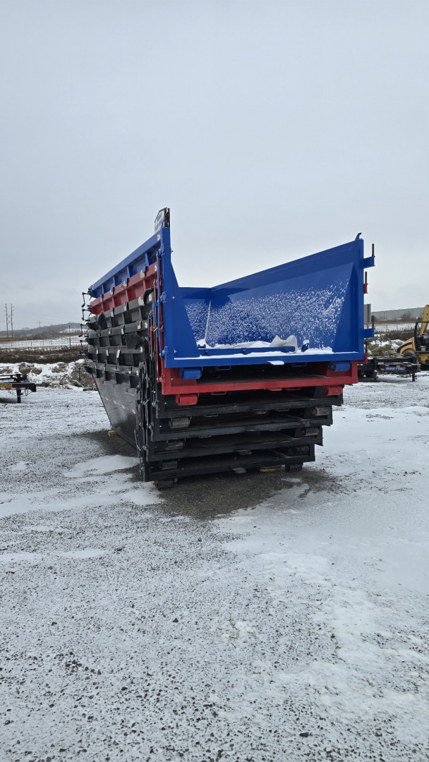 New Horizon Roll-off Bin / 5'x14' / 12 cu yd capacity / Tarp Kit