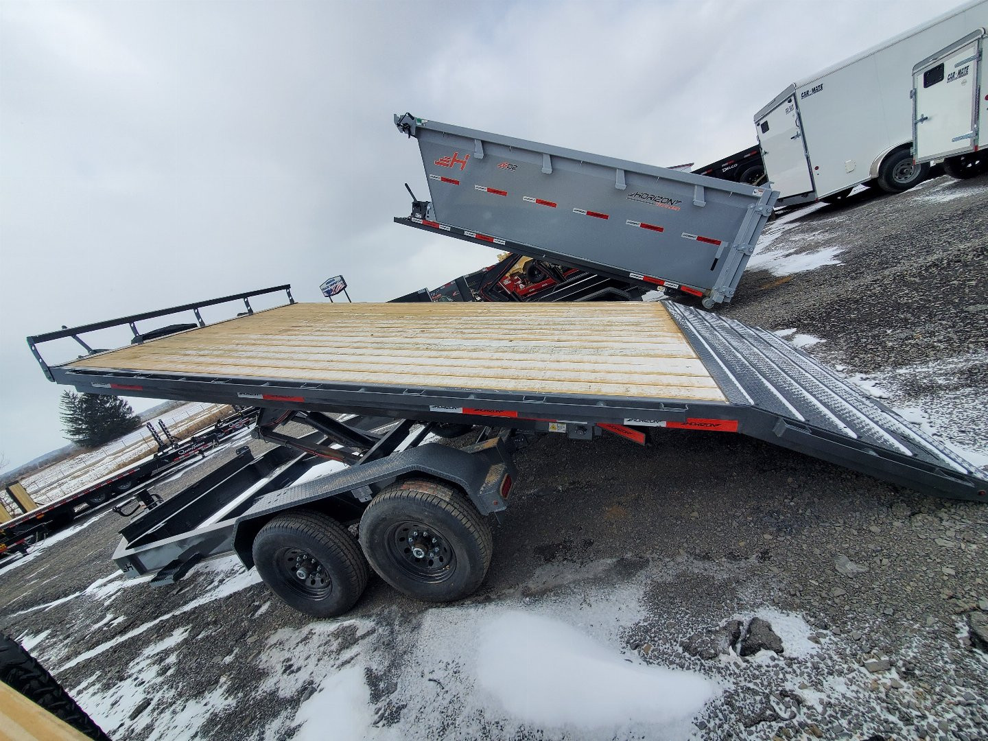 New Horizon ROZ Roll Off Bed / 96"x14'x13" / 3' Dovetail w/Traction Cleats