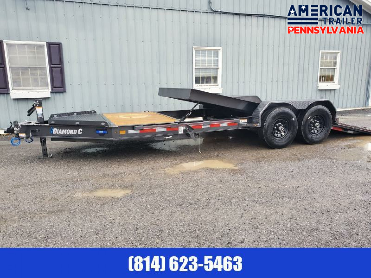 New Diamond C Split Tilt Trailer / 14.9K GVWR / 82"x20' (4' Stationary)