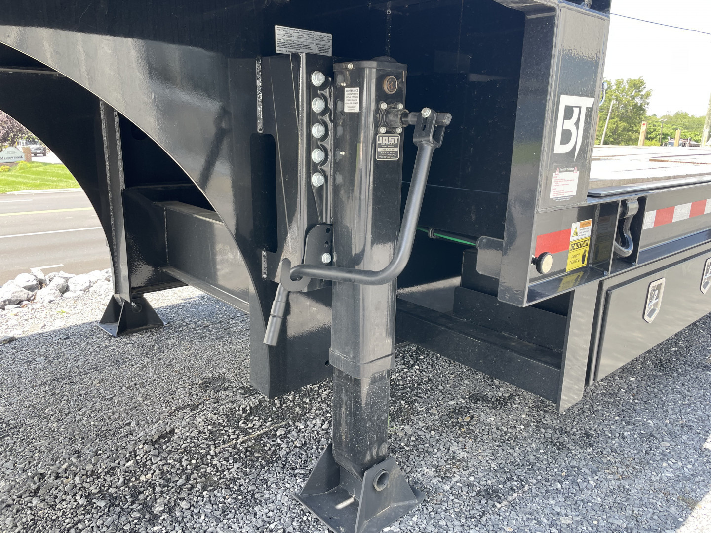 New 2026 Behnke 41' Super Duty Flatbed Semi with Air Ramps 60k GVW