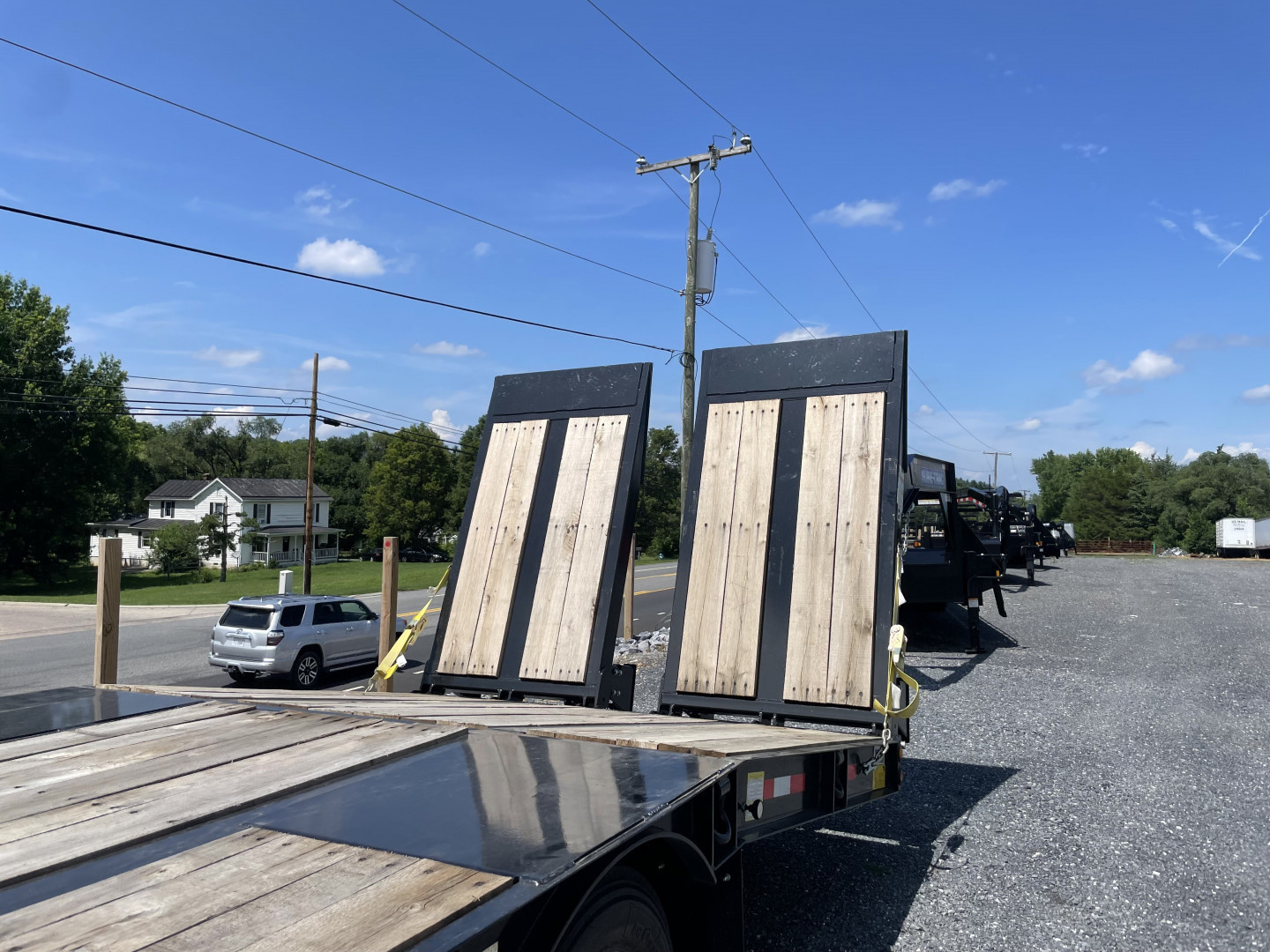 New 2026 Behnke 41' Super Duty Flatbed Semi with Air Ramps 60k GVW